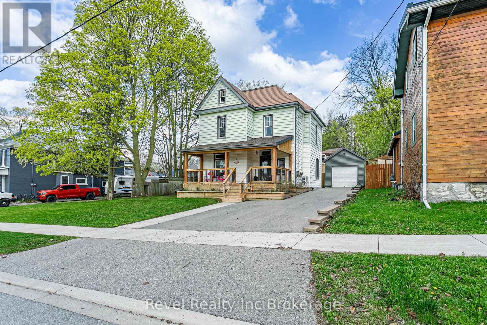 31 ANN STREET, Ingersoll (Ingersoll - South), Ontario, N5C2E9 — Photo 3