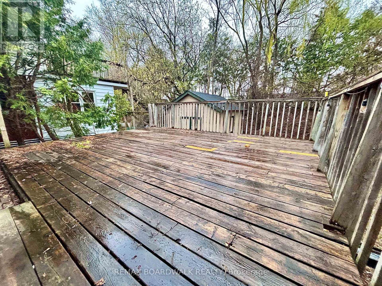 379 ST DENIS STREET - 19