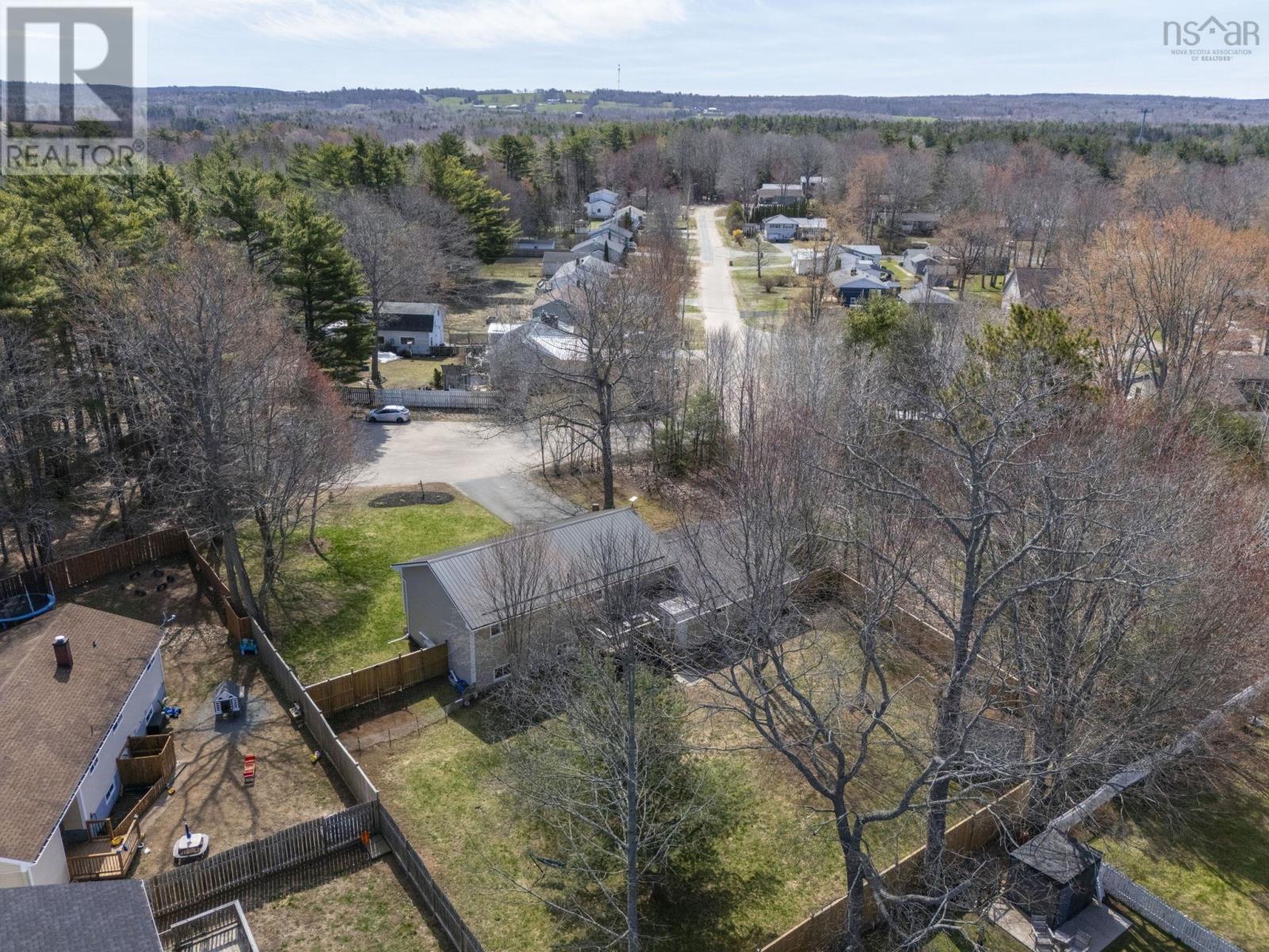 Property 2 of 48 of 1053 Oak Avenue