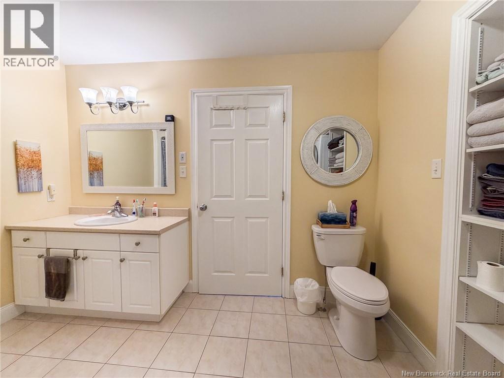 #2F 44 Brown Boulevard - 23