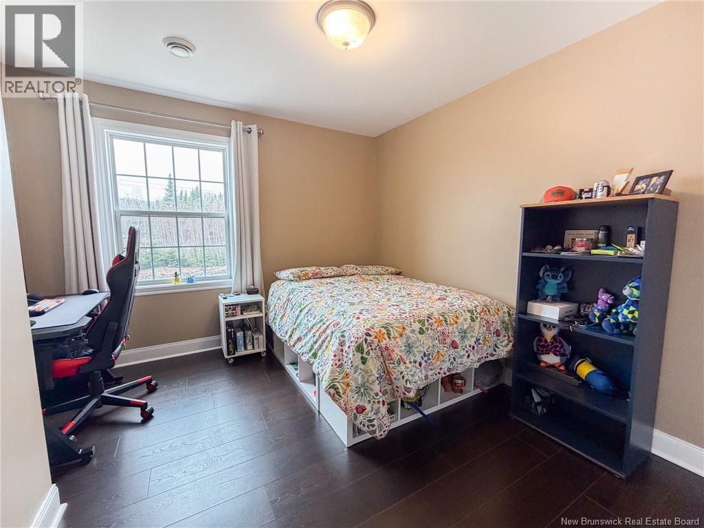 #2F 44 Brown Boulevard - 27
