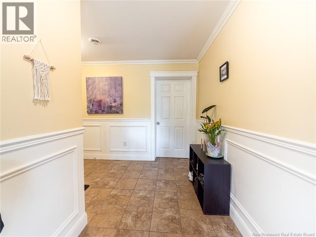 #2F 44 Brown Boulevard - Image 3