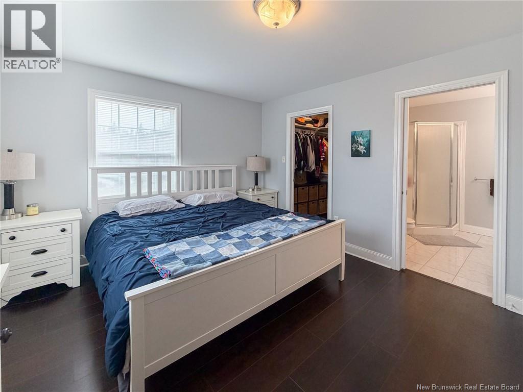 #2F 44 Brown Boulevard - 31