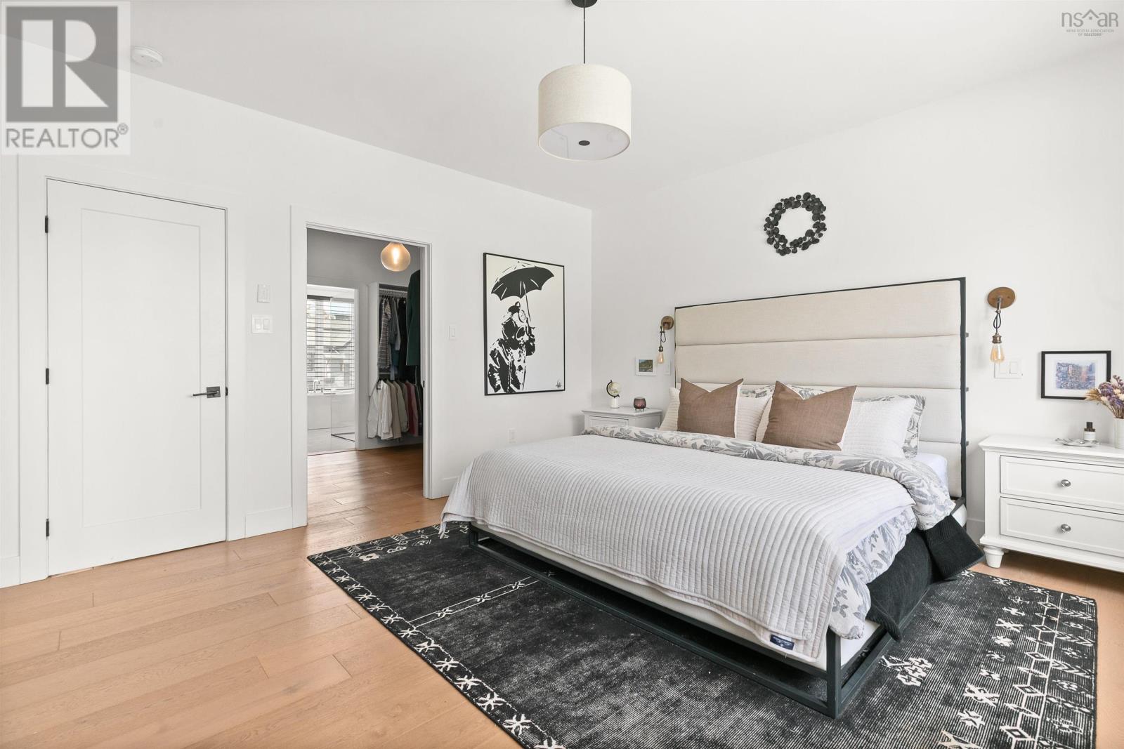 Property 27 of 49 of 27 Weybridge Lane