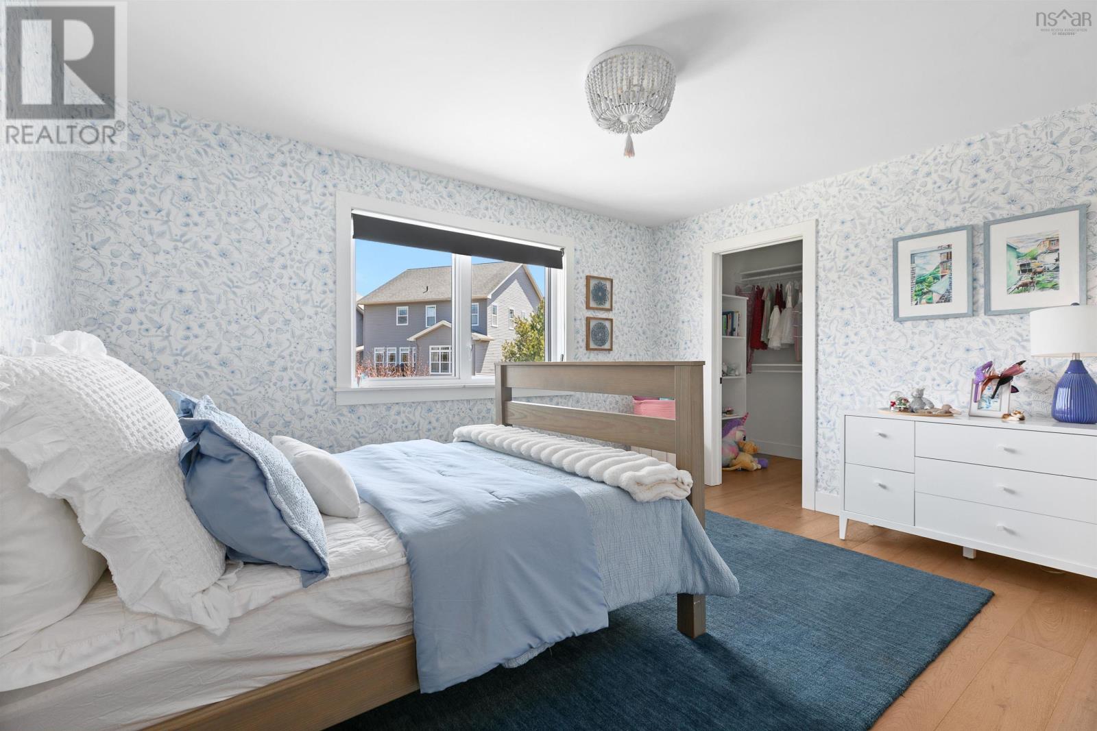 Property 37 of 49 of 27 Weybridge Lane