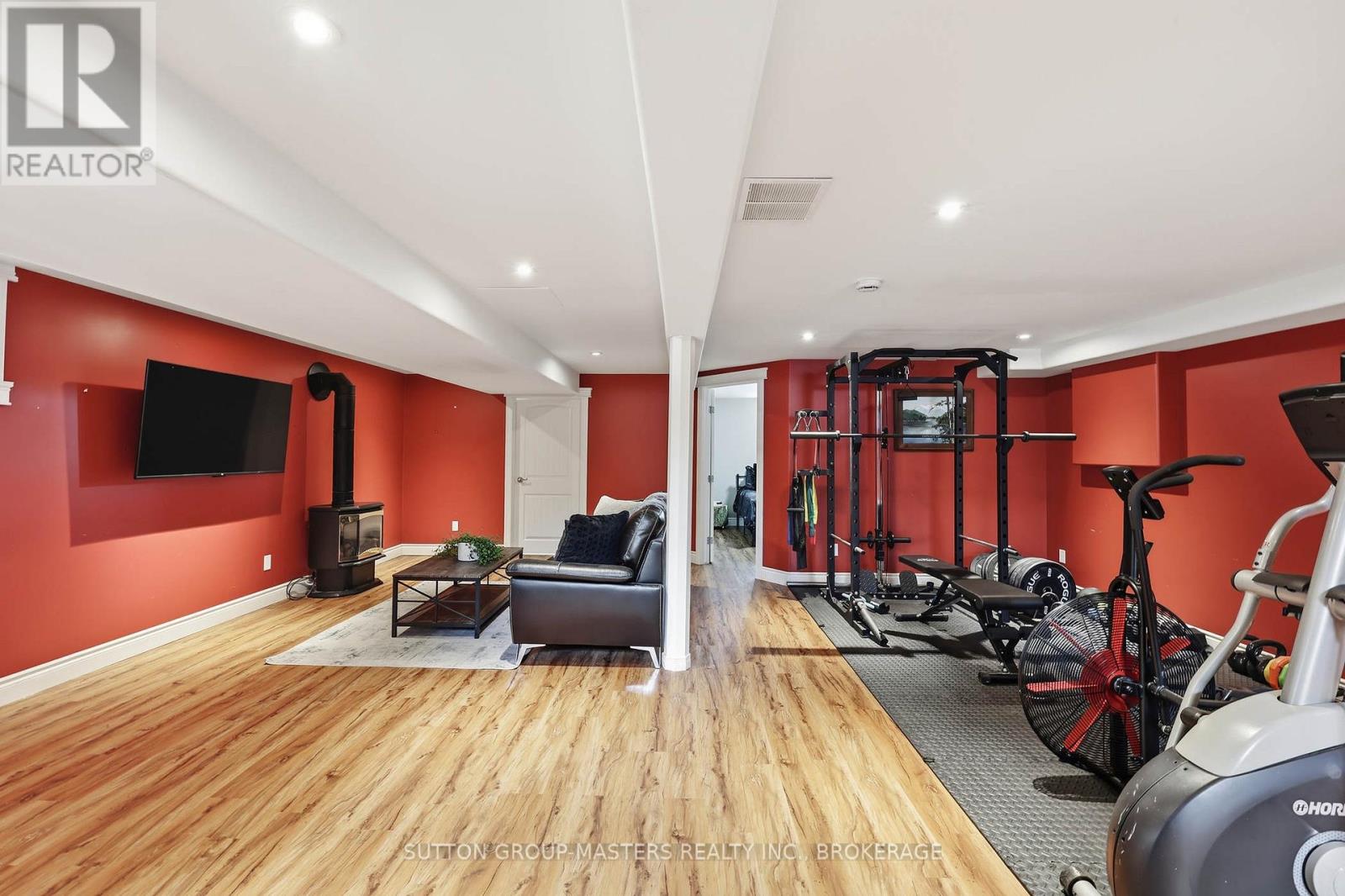 3837 HOLMES ROAD - 29