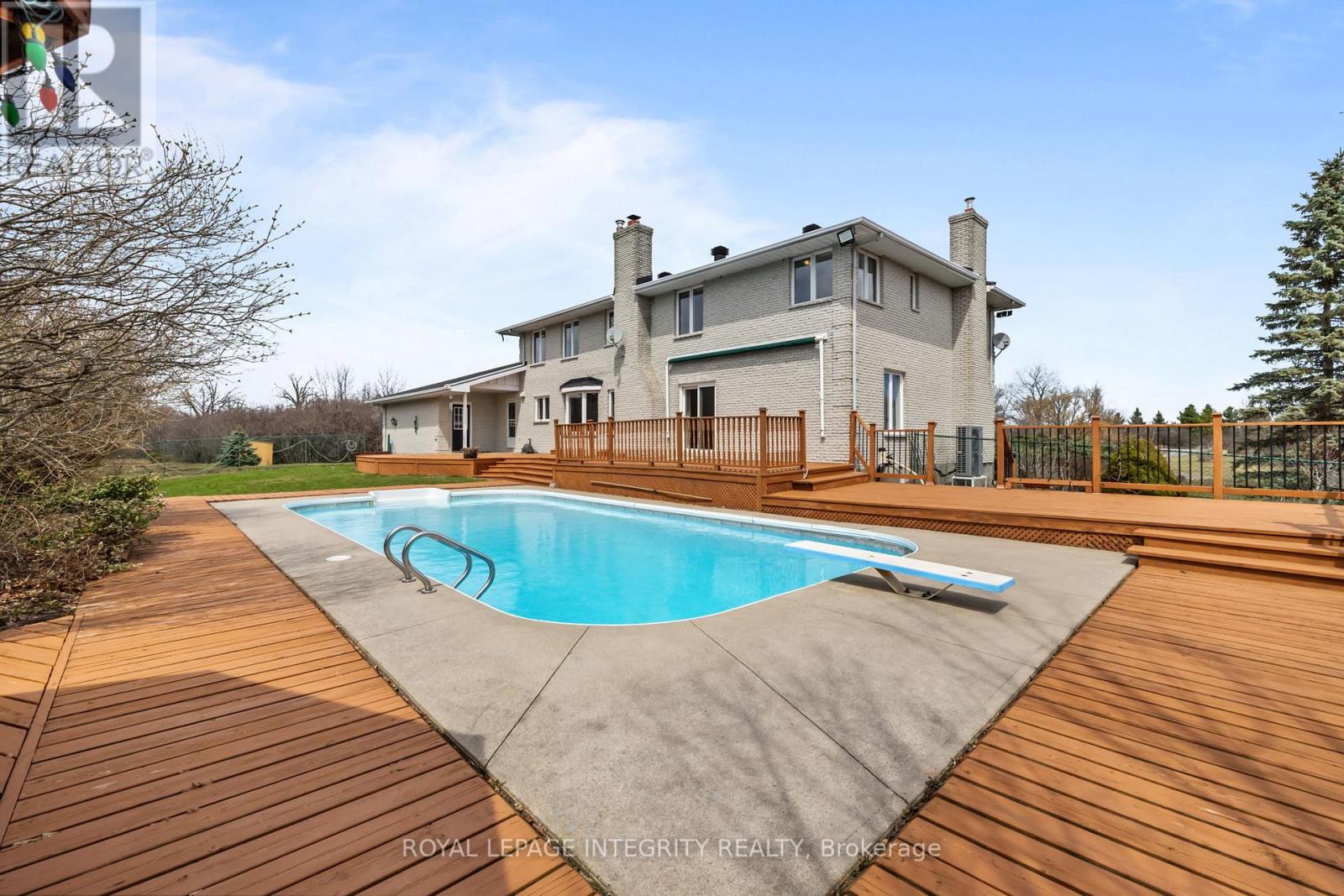 2025 SIXTH LINE ROAD - 44