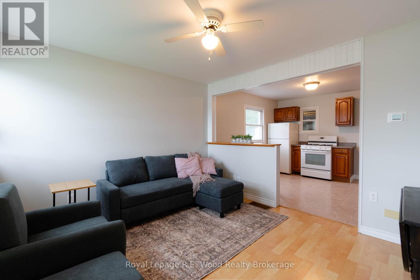2-bedroom home for sale at 22 NORTH STREET E, Tillsonburg ON · photo 10 of 27