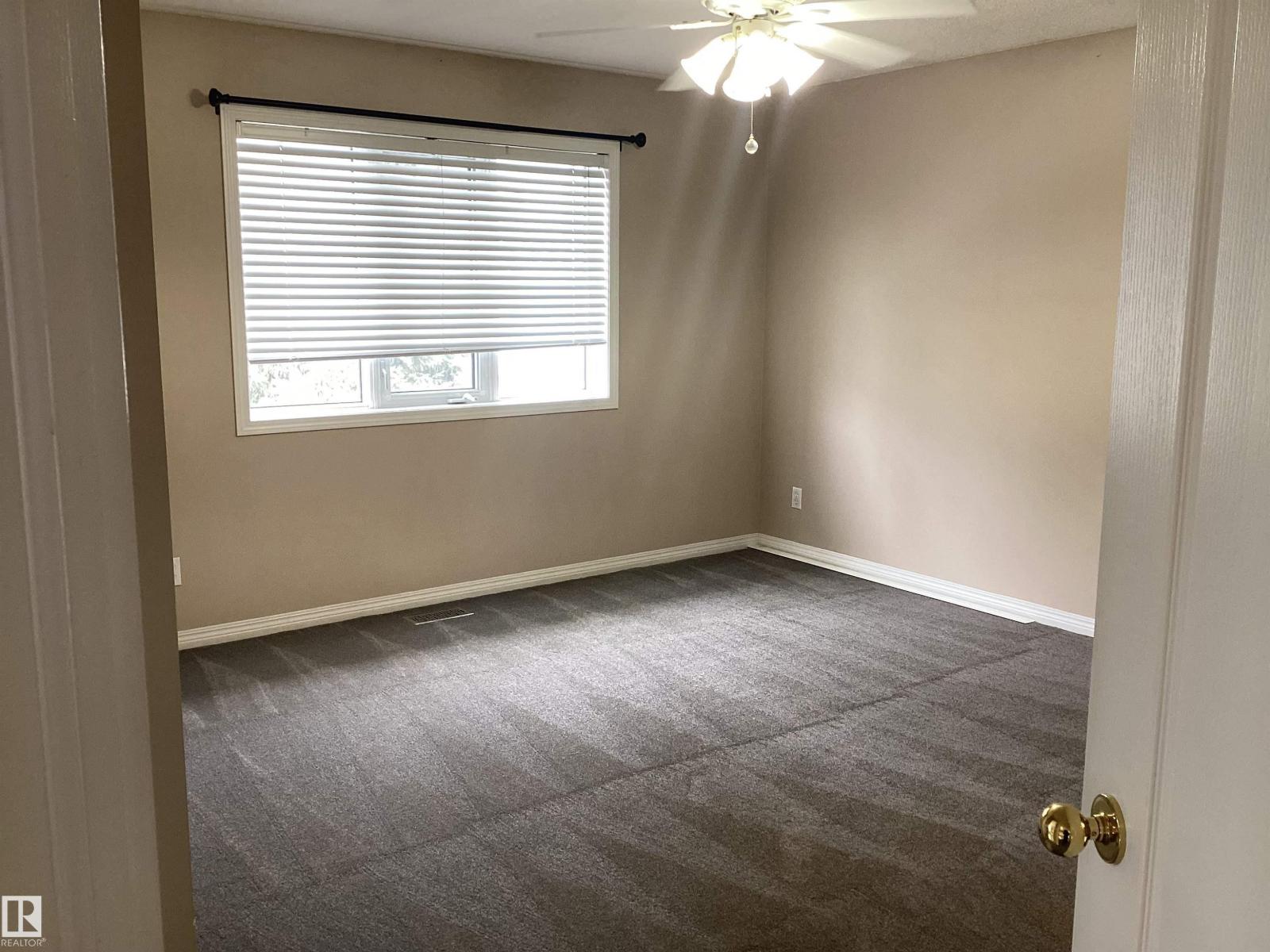 54 Leonard Drive, St. Albert