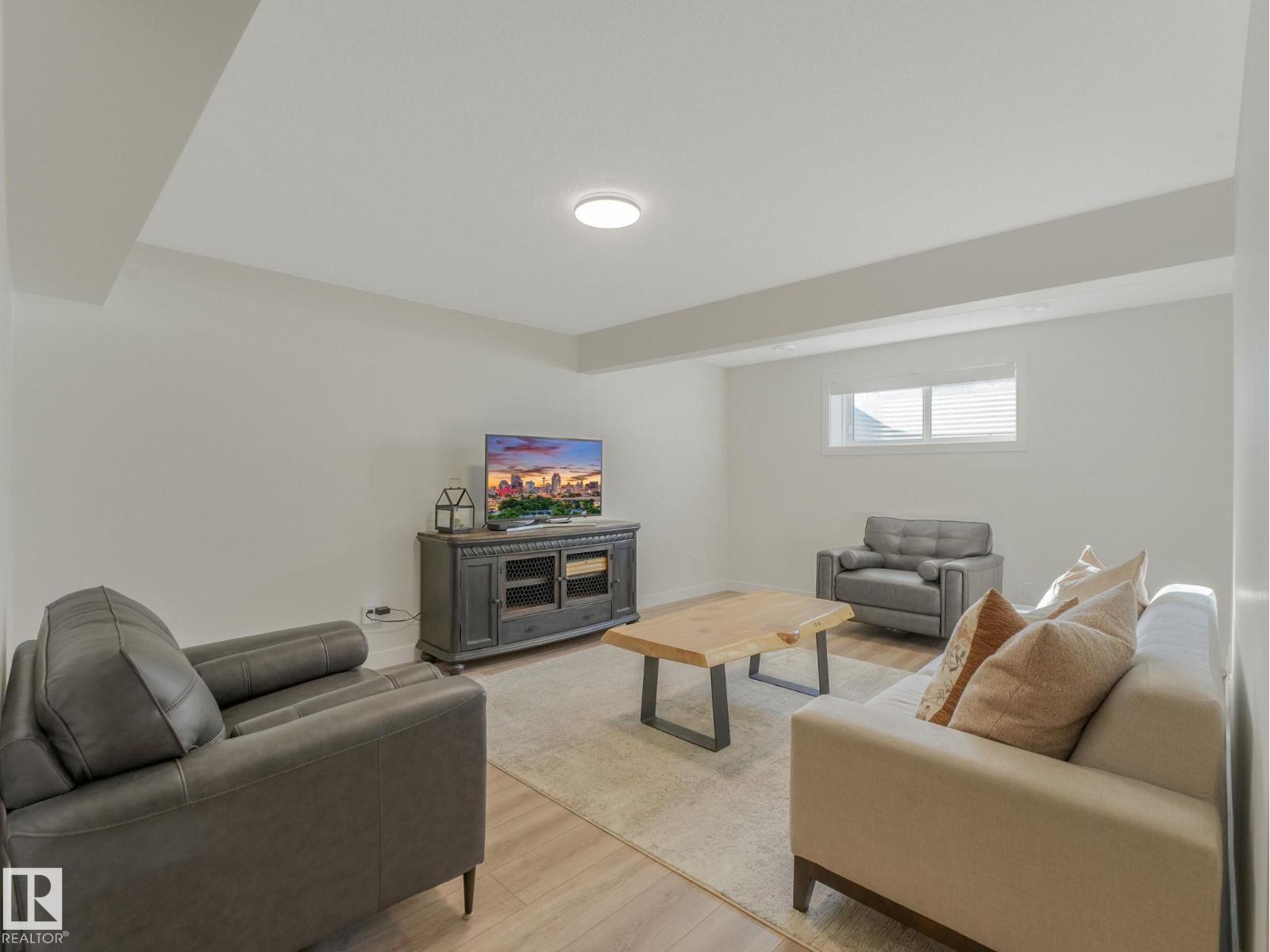 6613 62 AV, Beaumont