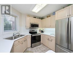 17 Sunset Boulevard, New Tecumseth, ON L9R1Y8 Photo 11