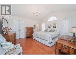 17 Sunset Boulevard, New Tecumseth, ON L9R1Y8 Photo 13