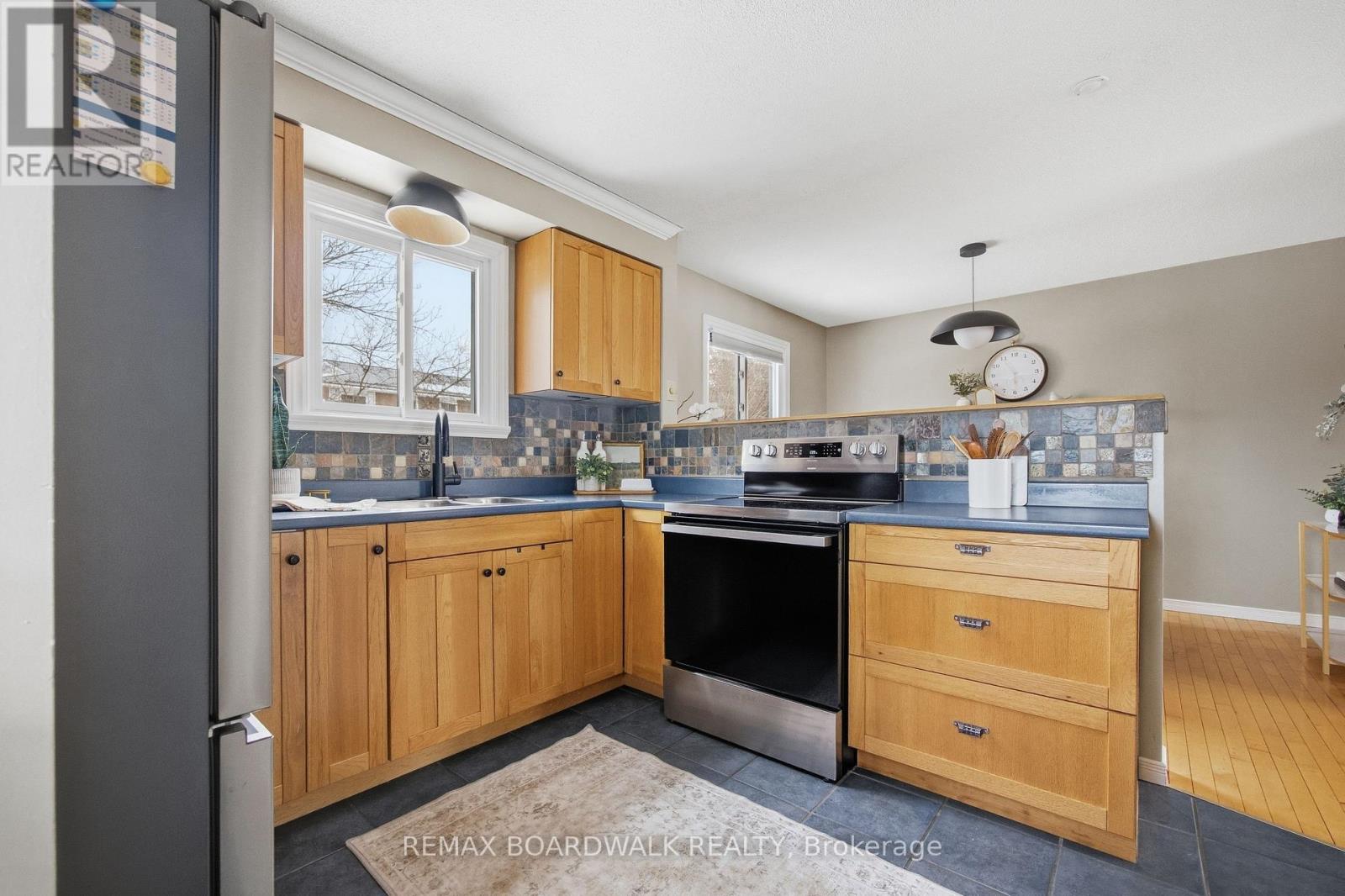 32 PROVOST STREET - 5