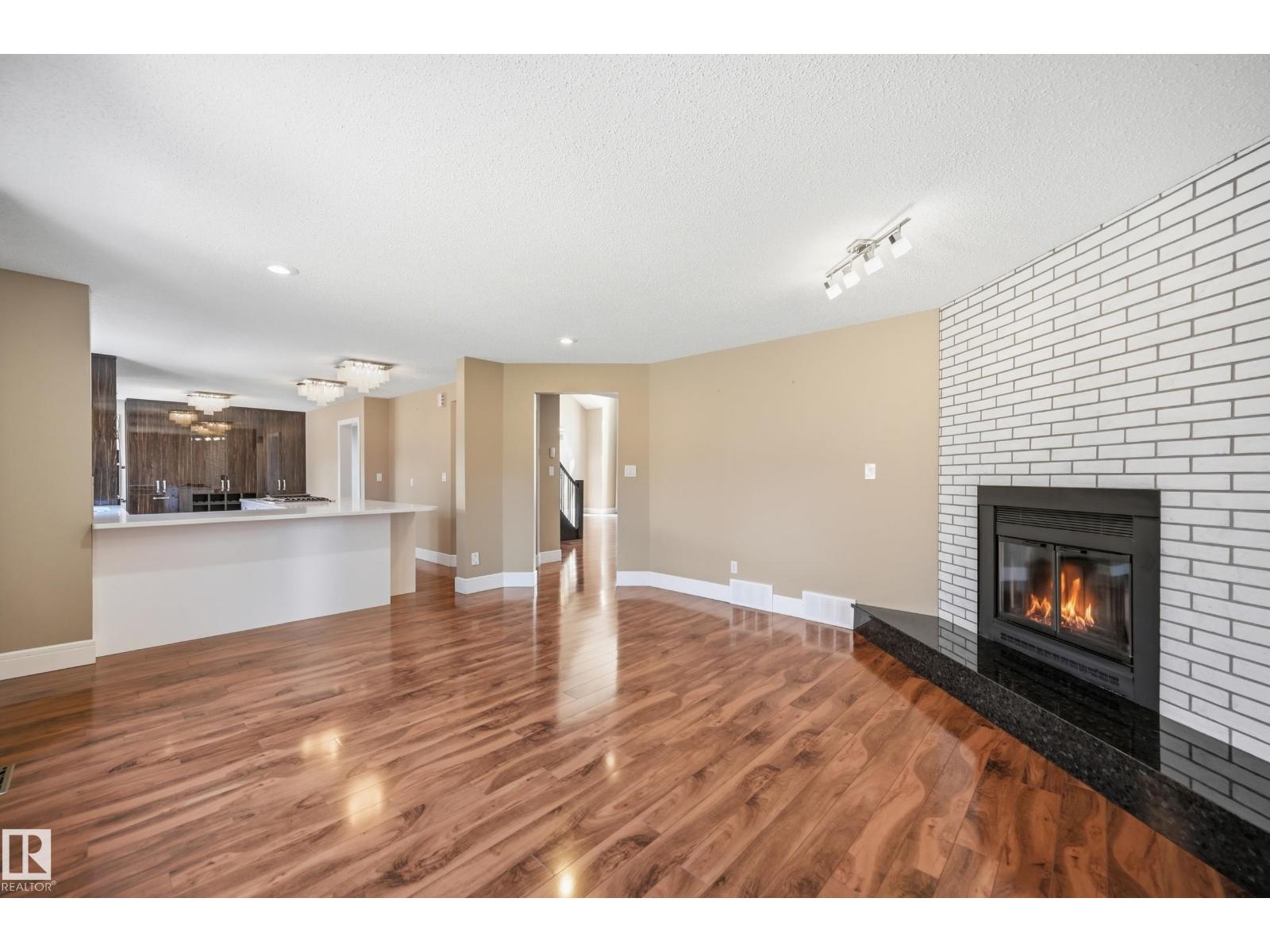 394 WALKER RD NW, Edmonton