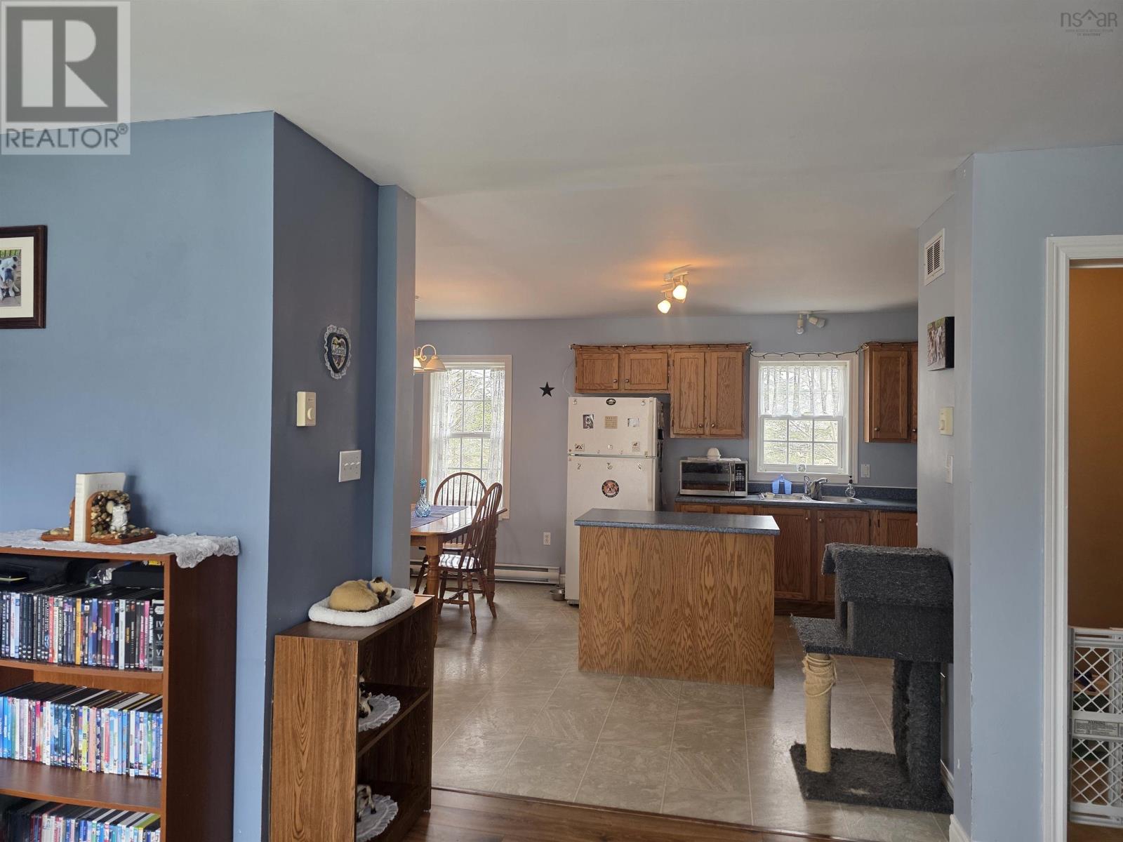 Property 24 of 27 of 14 LAWRENCE STREET