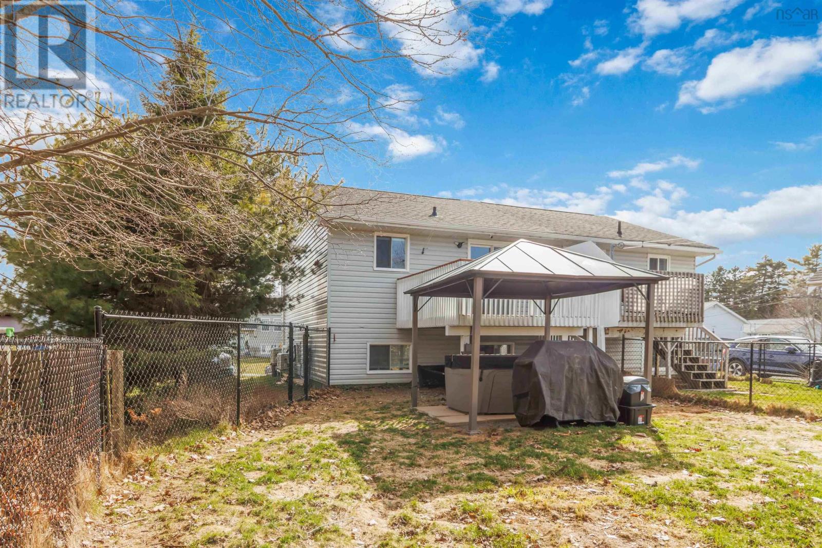 Property 23 of 28 of 45 Armoyan Drive
