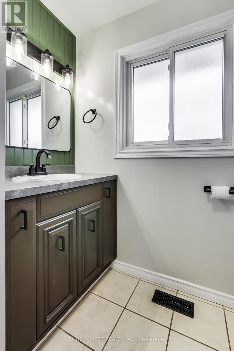 259 KING EDWARD AVENUE - 10