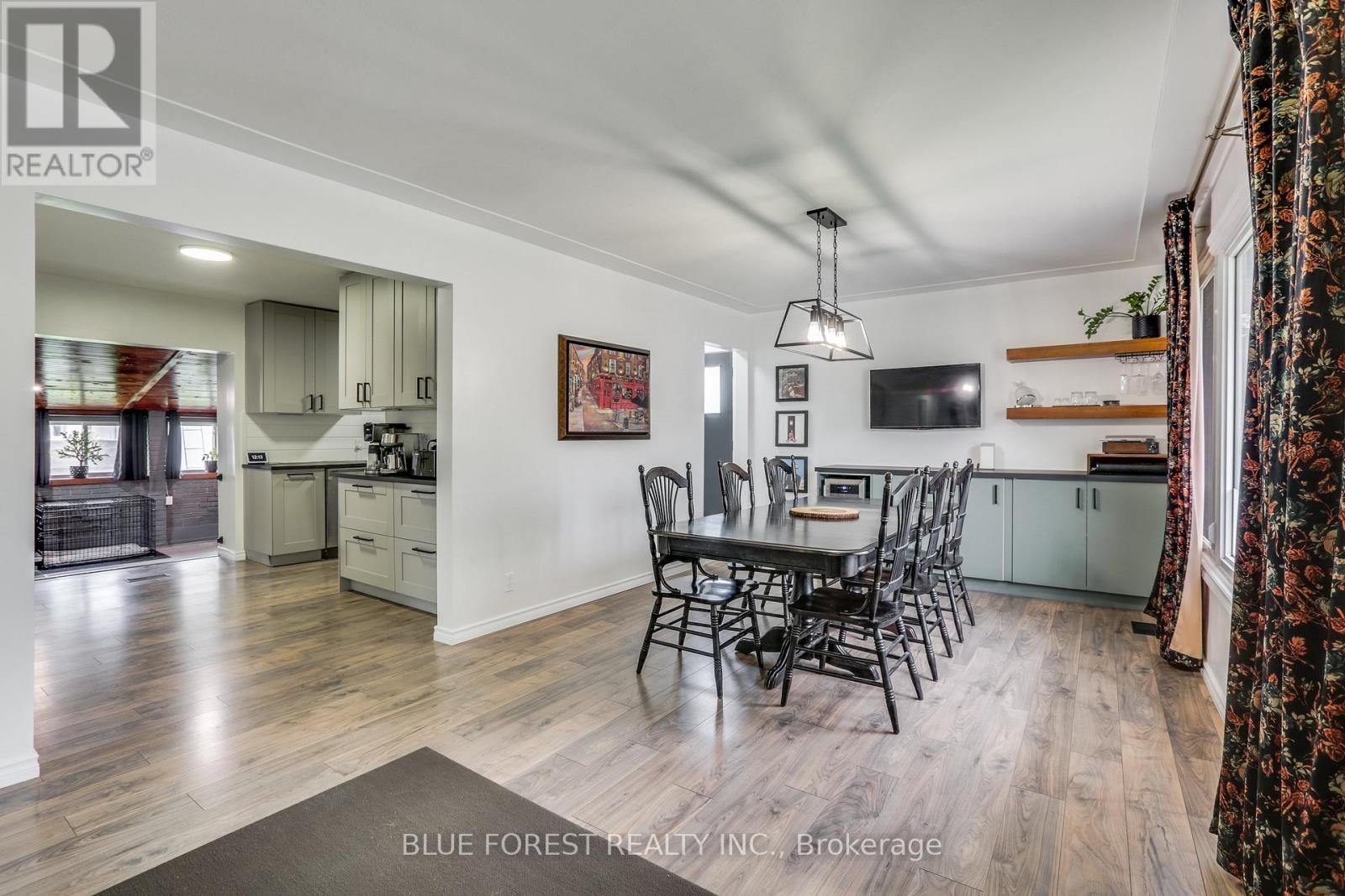 259 KING EDWARD AVENUE - Image 2