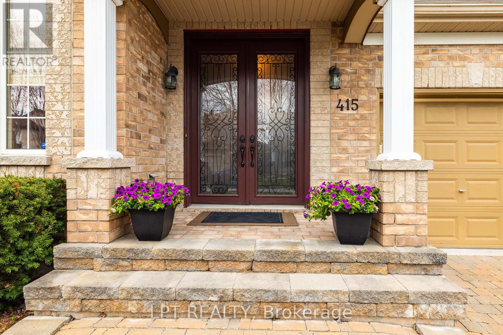 415 LANDSWOOD WAY - 2