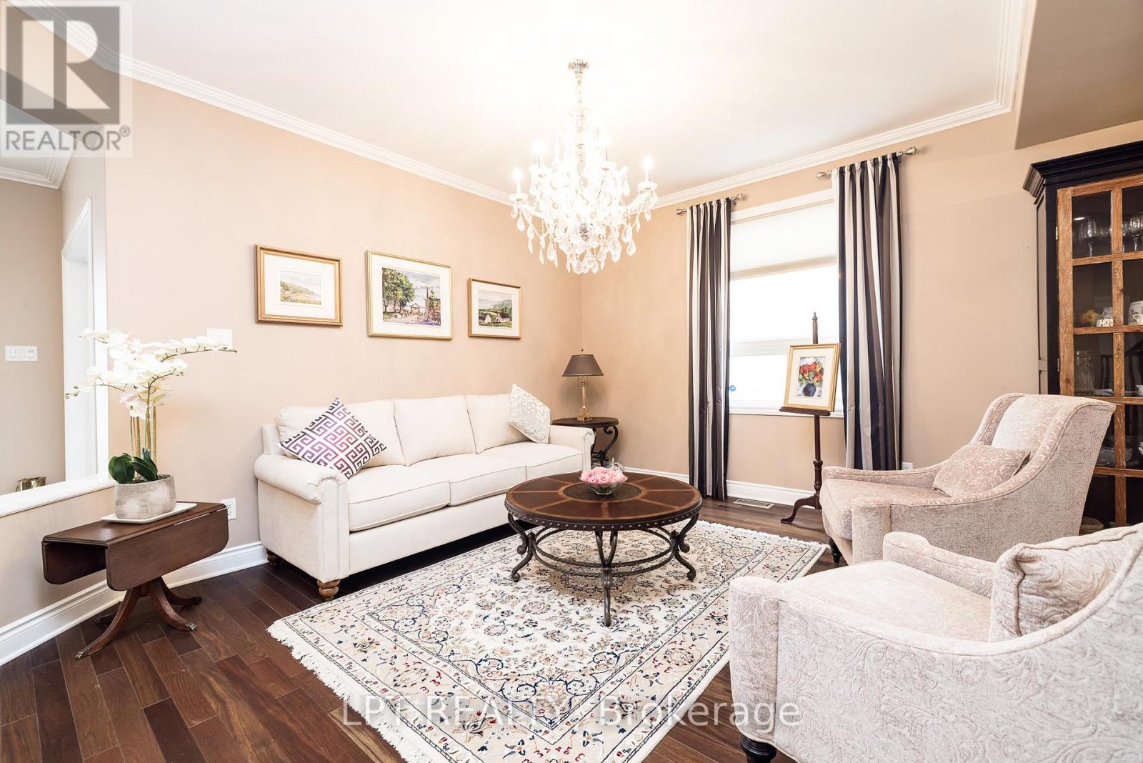 415 LANDSWOOD WAY - 5