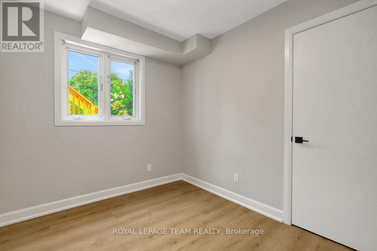 2 Bed, 1 Bath Multi-Family for Rent in Ottawa – 2 – 1952 OTHELLO AVENUE, Ottawa – MLS# X13061300 - Image 6