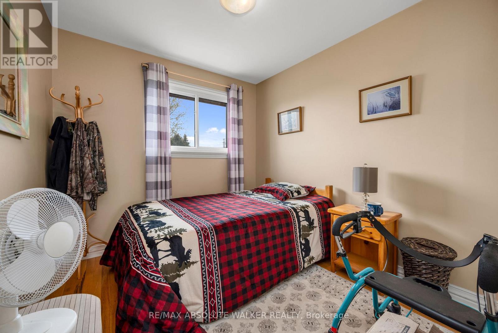 144 VIEWMOUNT DRIVE - 9