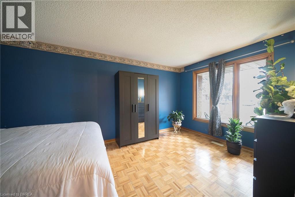 2057 WINCANTON Crescent, Mississauga, Ontario, L5M3E4 — Photo 16