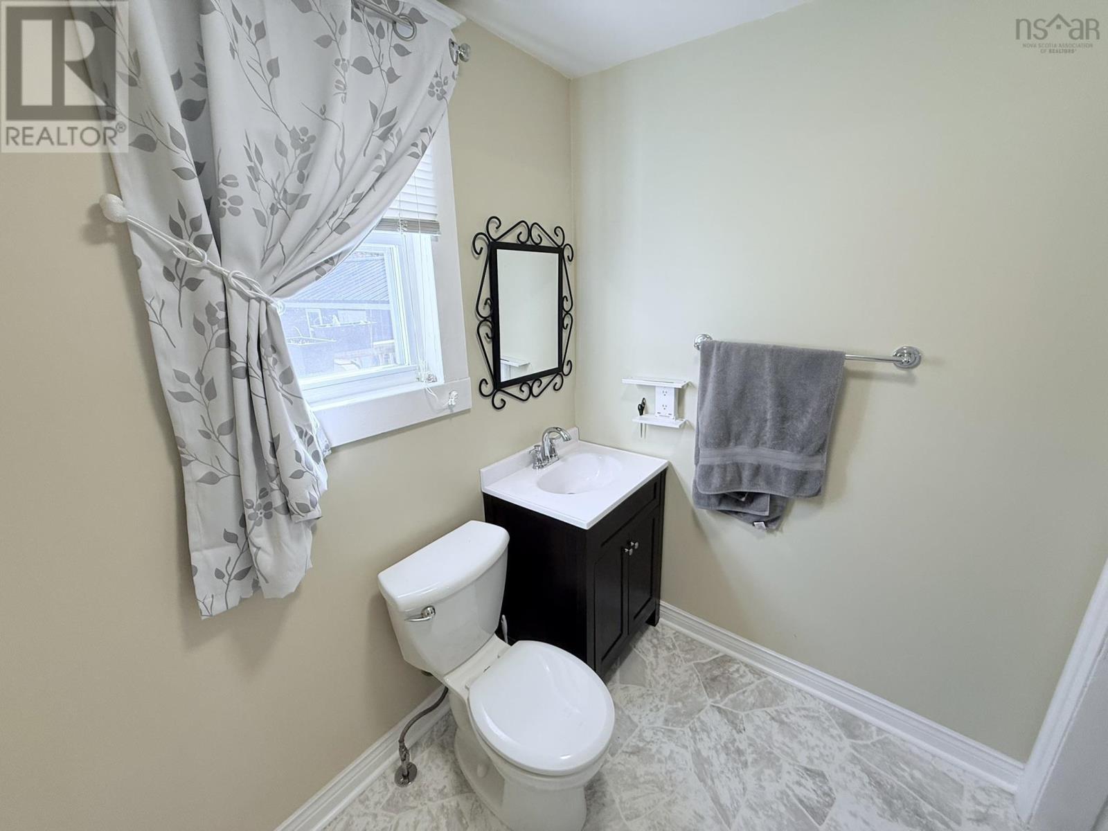 Property 20 of 48 of 232 BRUNSWICK Street