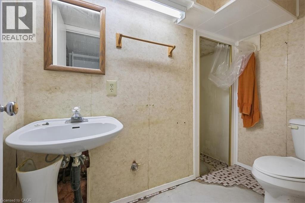 2117 EDINBURGH Drive - 33