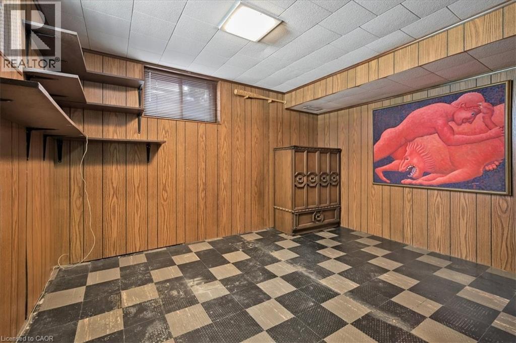 2117 EDINBURGH Drive - 34