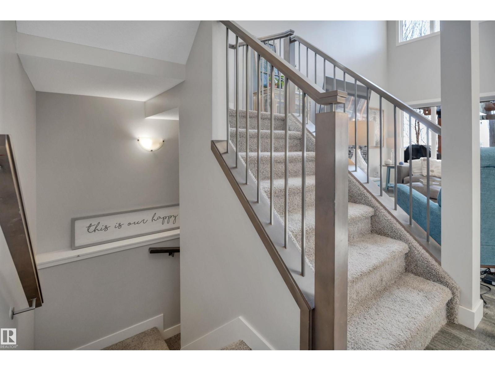 9 ROLSTON CL, Leduc