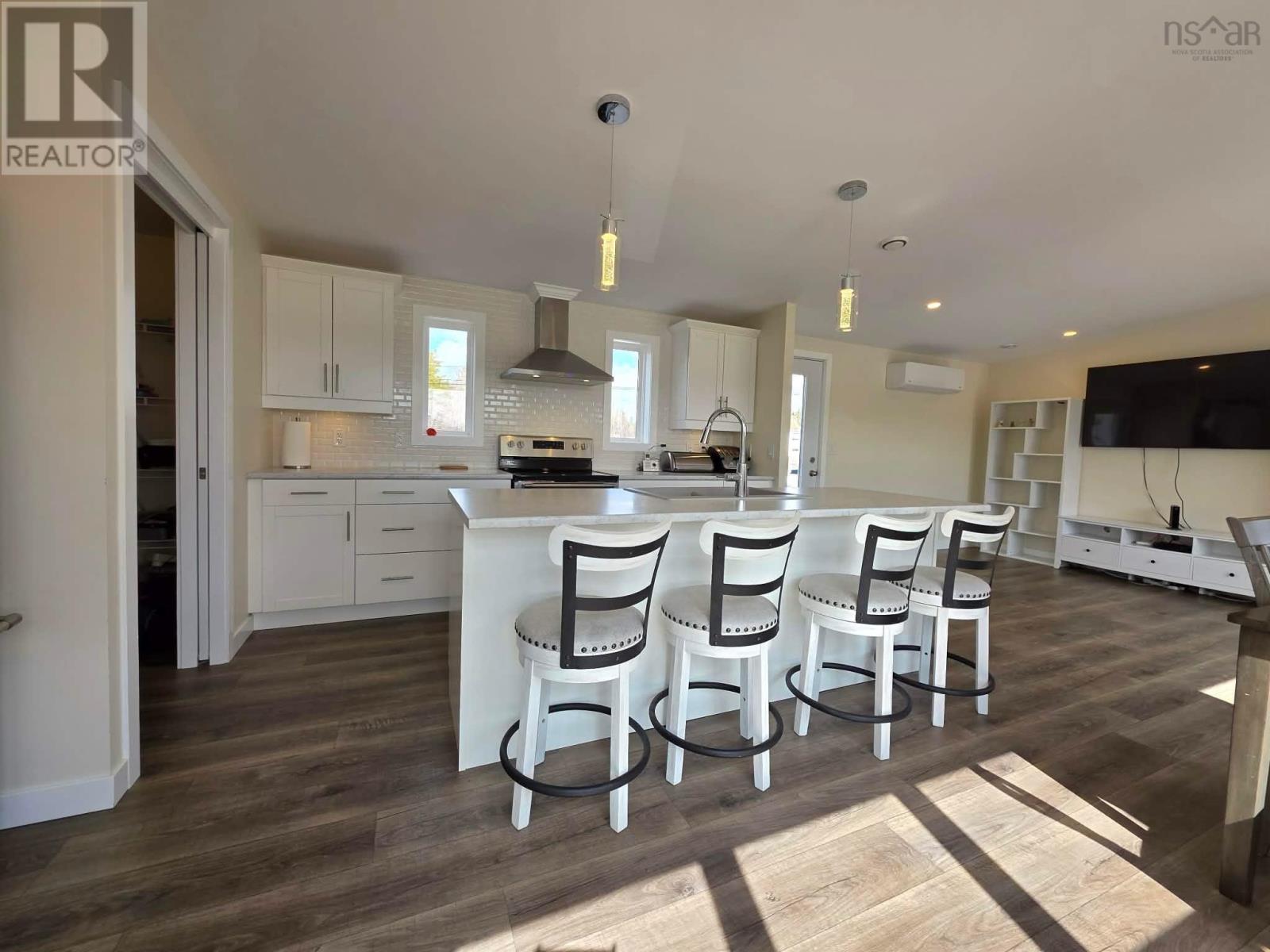 1720 Black River Road - 16