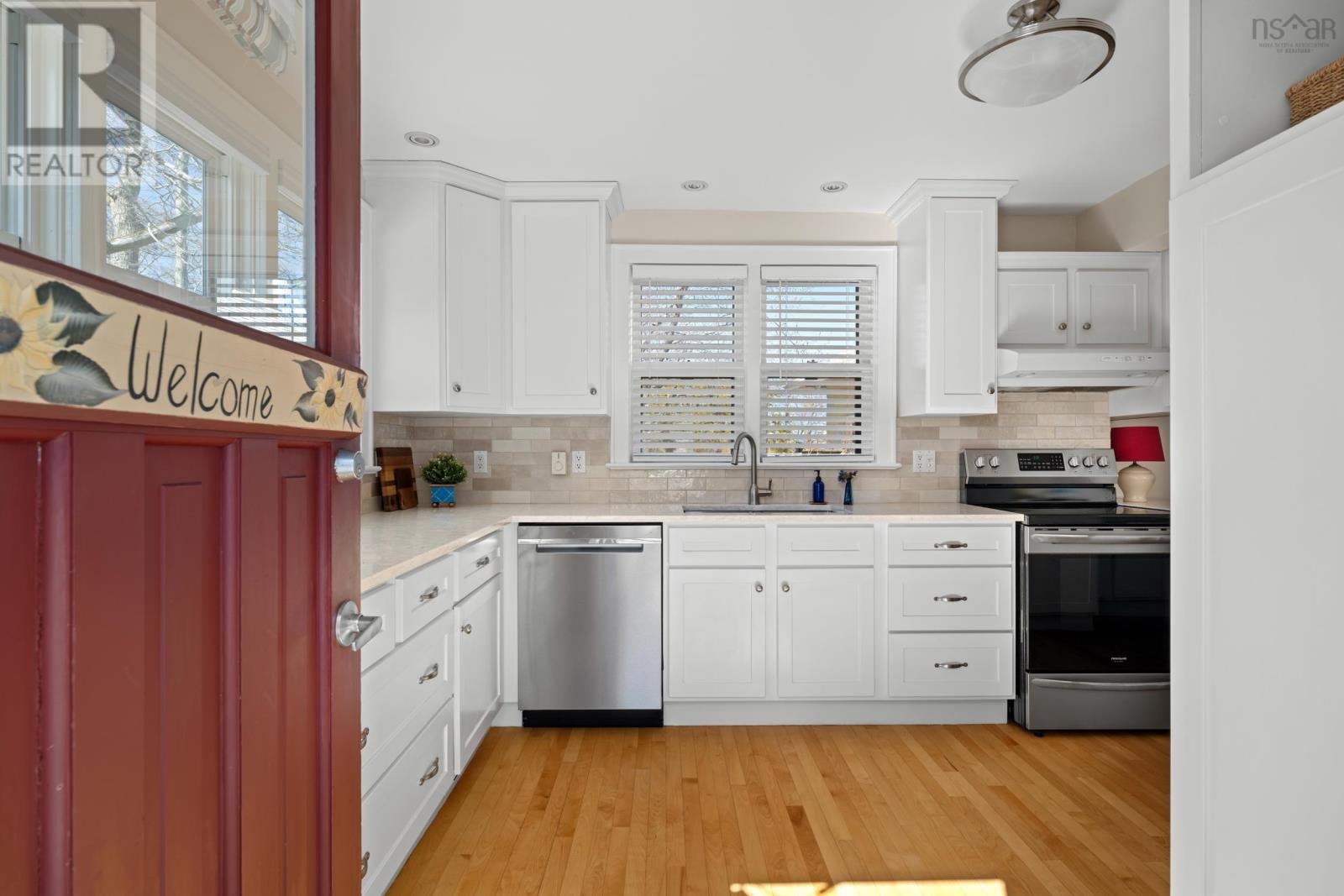 Property 25 of 48 of 12 Banook Avenue