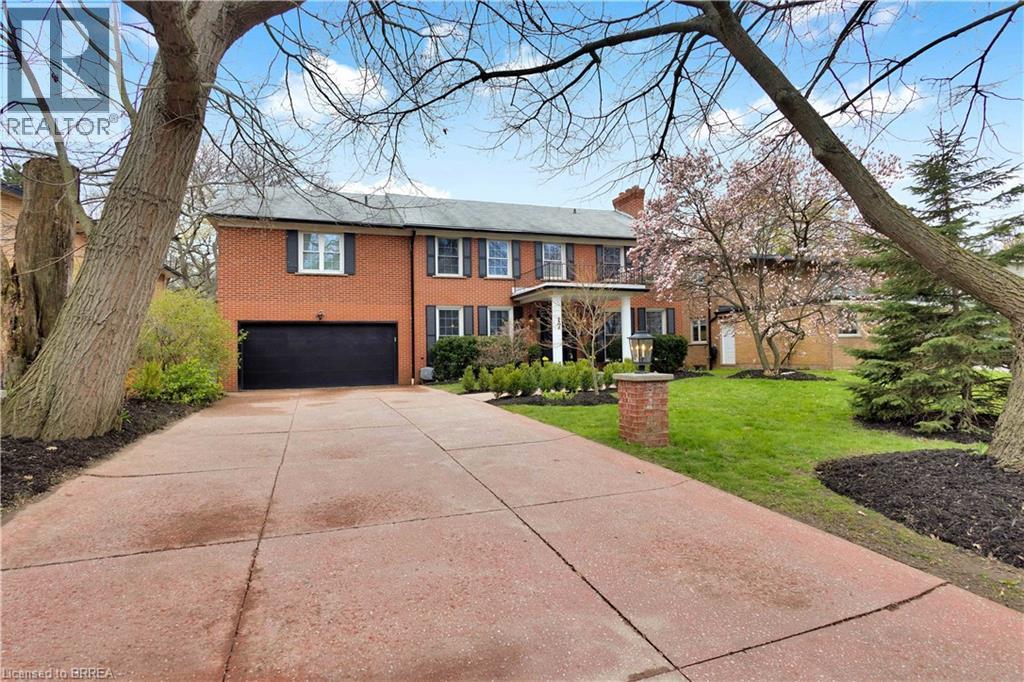 17 BRAEMAR Place - 2