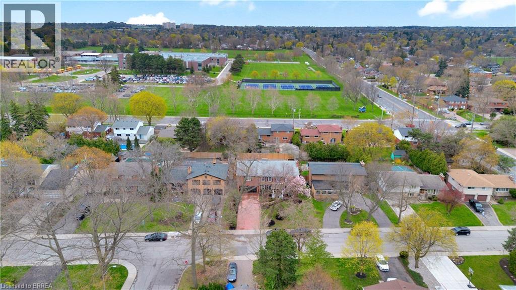 17 BRAEMAR Place - 48