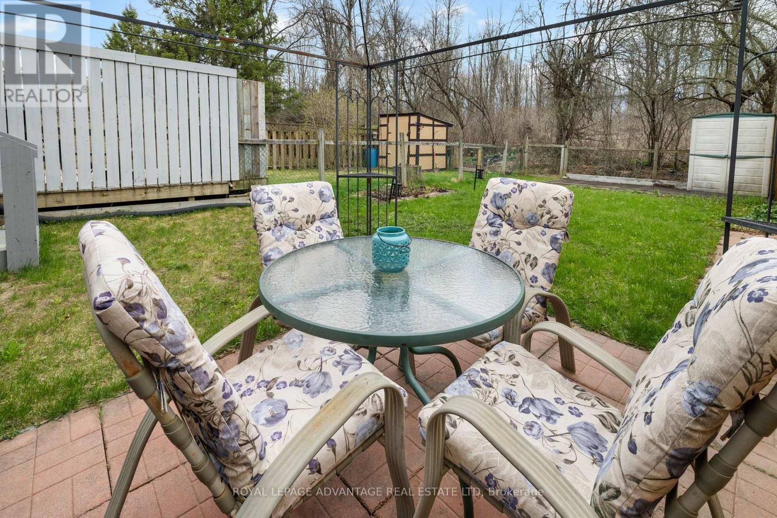 24 GARDEN AVENUE - 26