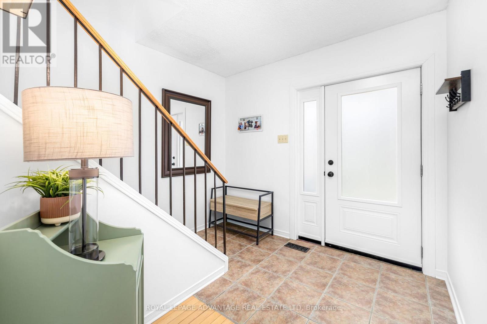 24 GARDEN AVENUE - 5