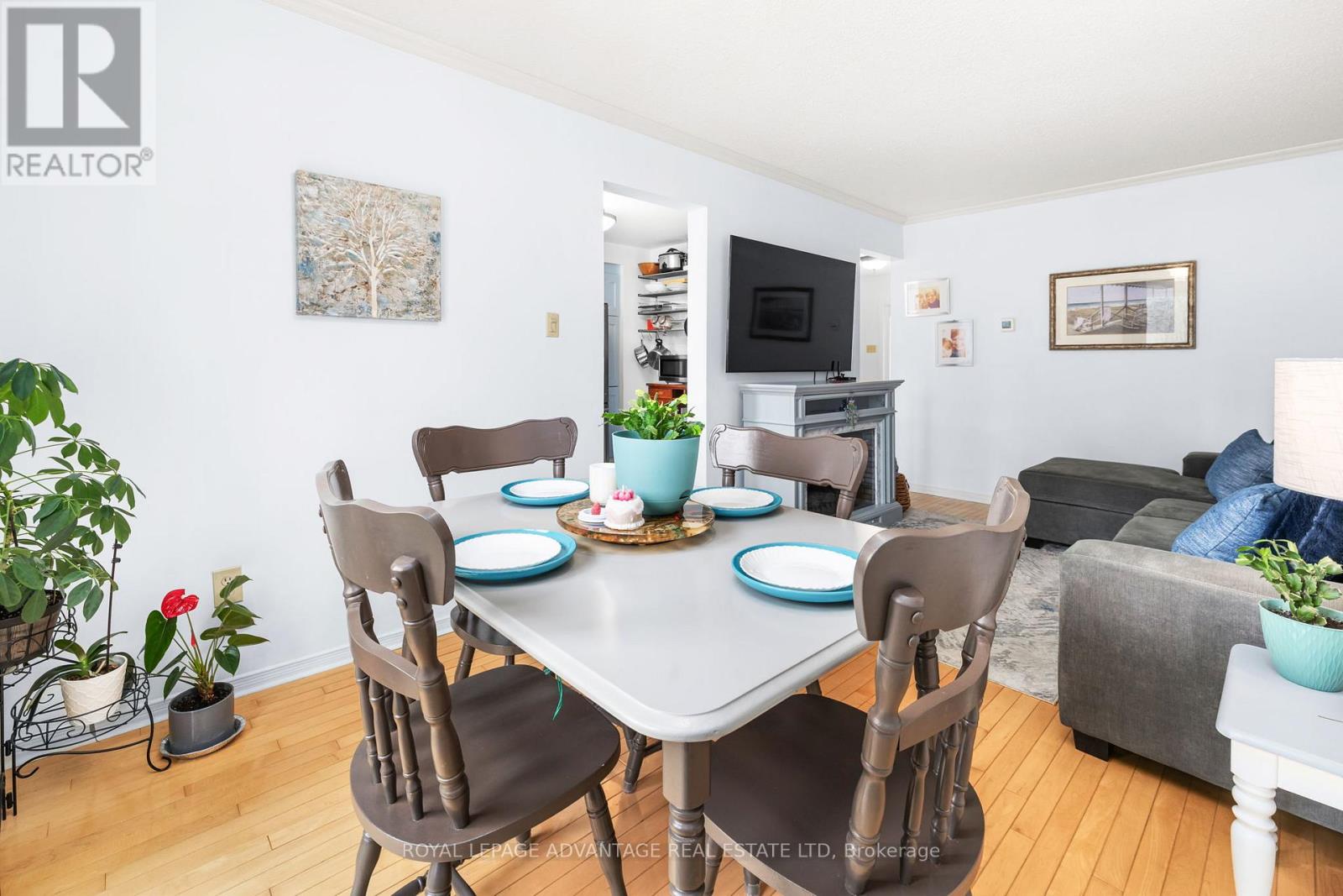 24 GARDEN AVENUE - 9