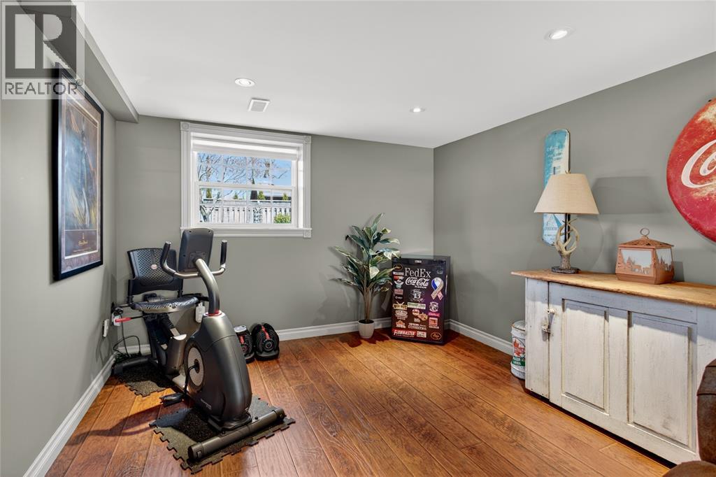 990 Allandale DRIVE, Sarnia, Ontario, N7S3E4 — Photo 32