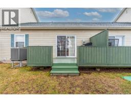 Living room/Dining room - 354 Amirault Street Unit# 6, Dieppe, NB E1A1G6 Photo 6