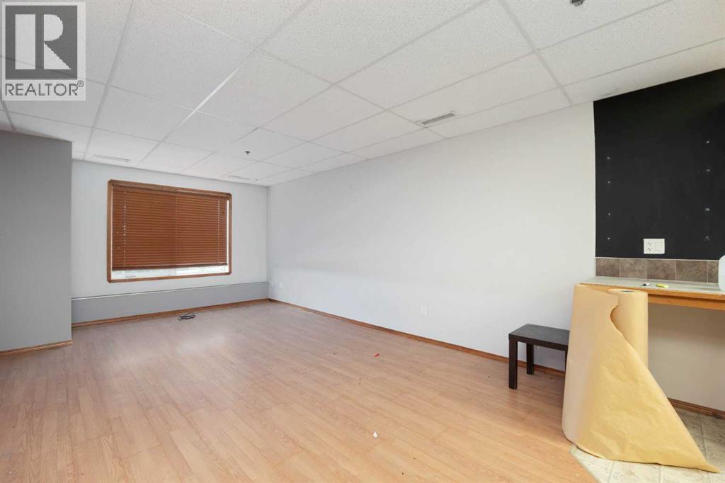 105 Oak Court — photo 31