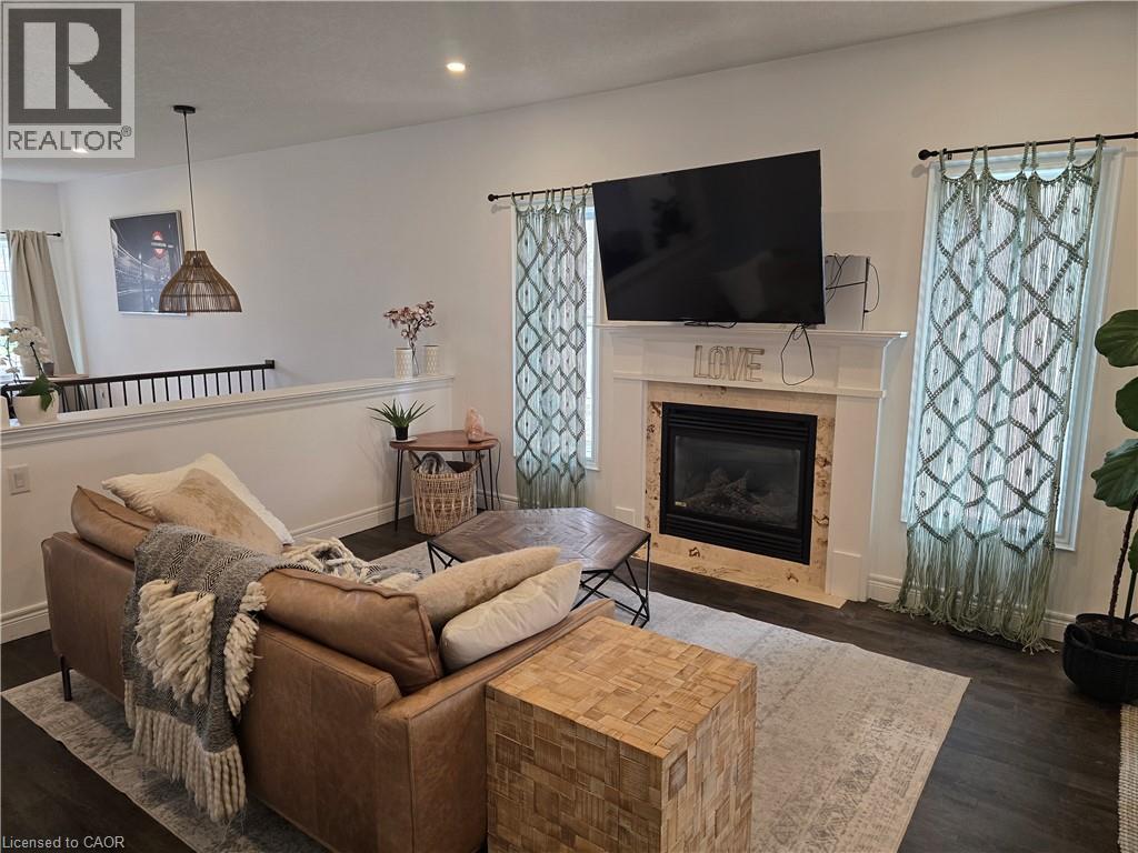 487 GLOVER Road - 11