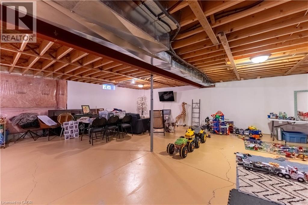487 GLOVER Road - 31