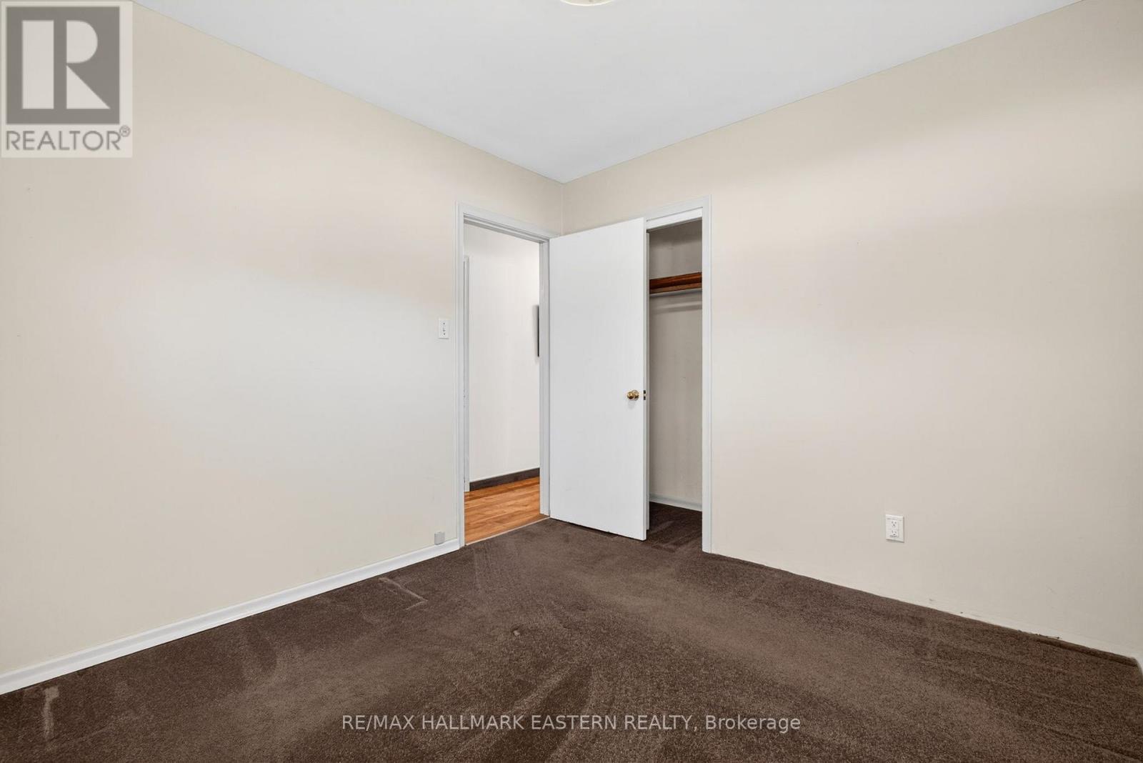 47 SPRINGBROOK DRIVE - 22