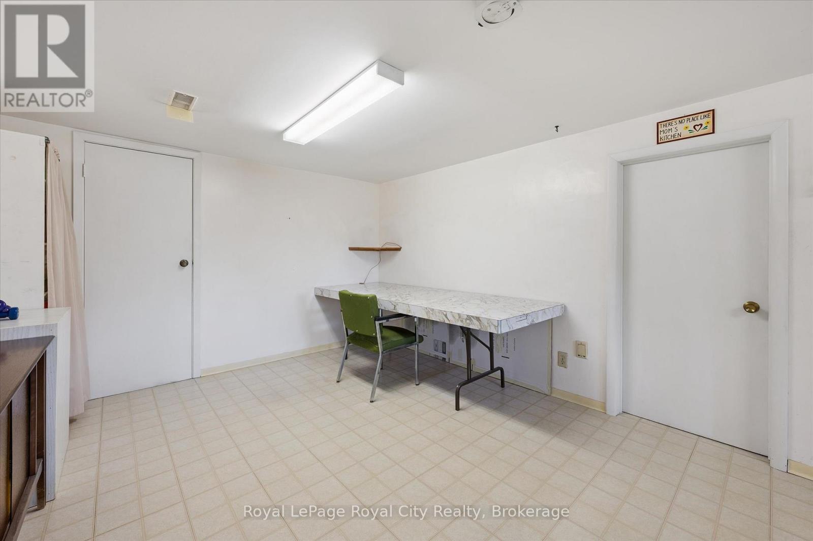 133 EMMA STREET - 21