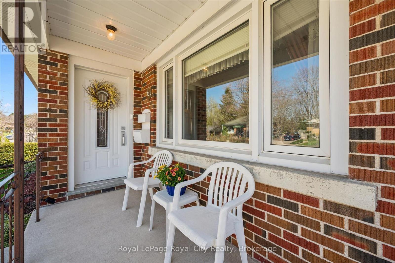 133 EMMA STREET - 4