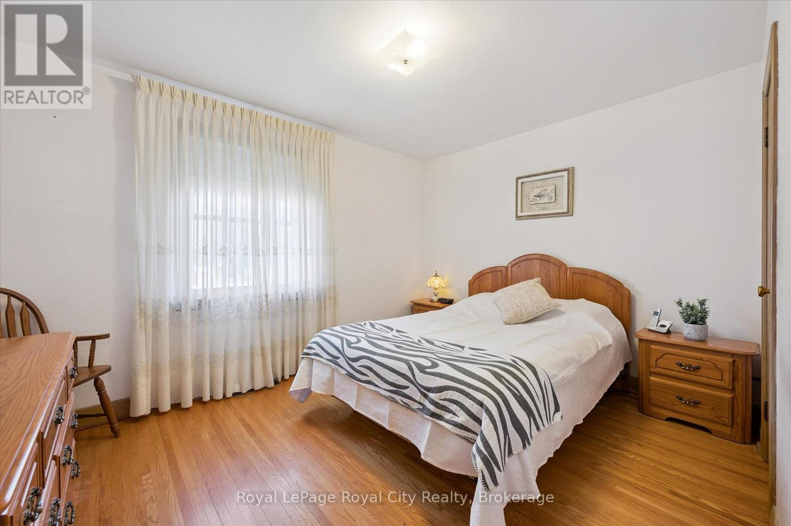 133 EMMA STREET - 9