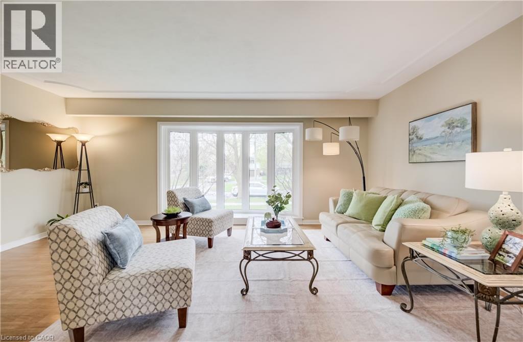 46 PEACHWOOD Court, Kitchener, Ontario, N2B1S6 — Photo 11