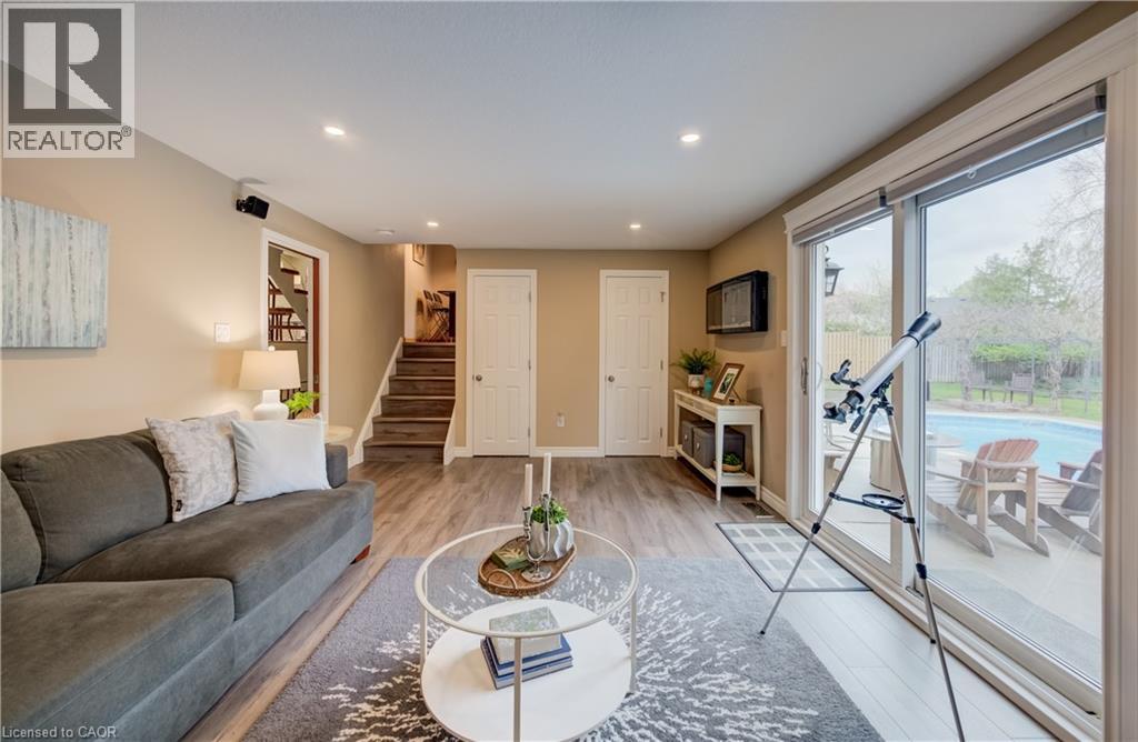 46 PEACHWOOD Court, Kitchener, Ontario, N2B1S6 — Photo 33