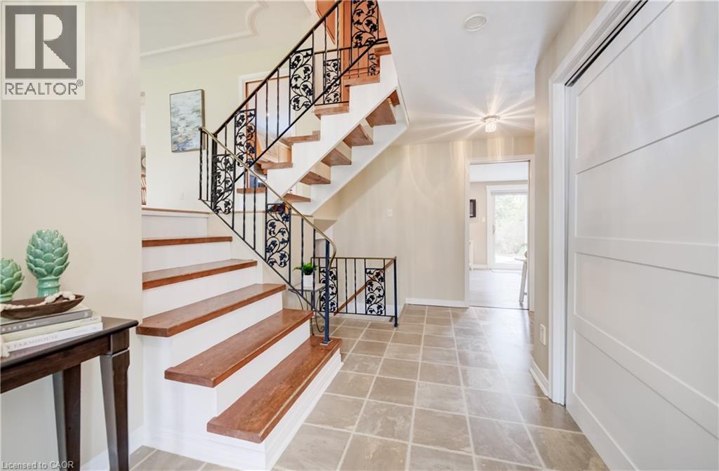 46 PEACHWOOD Court, Kitchener, Ontario, N2B1S6 — Photo 7